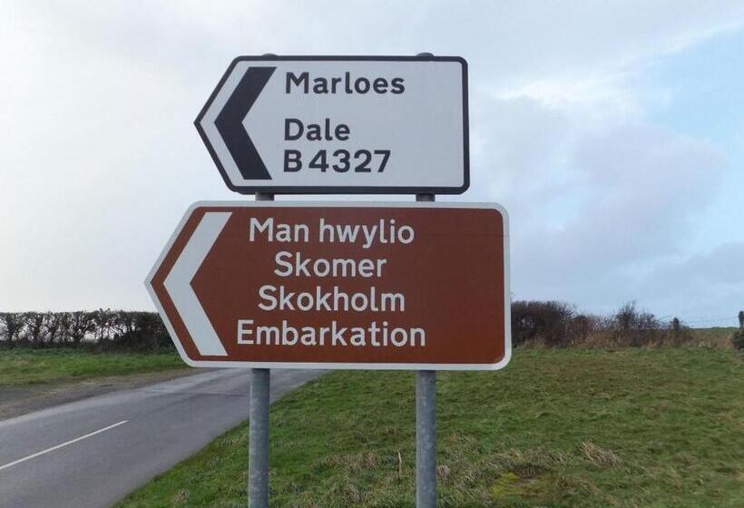 住宿加早餐  North Headborough