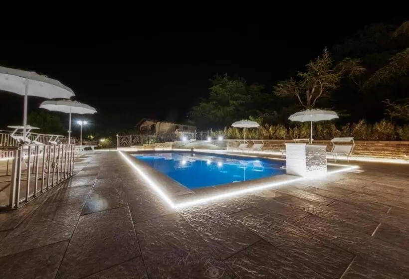 ホテル Angolo Di Paradiso