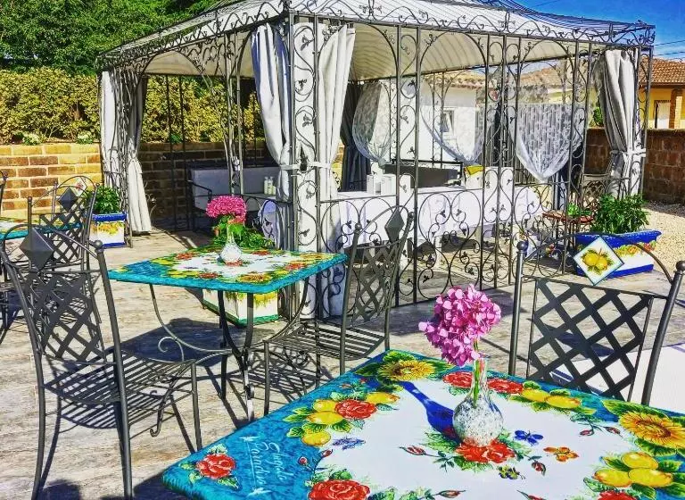 ホテル Angolo Di Paradiso