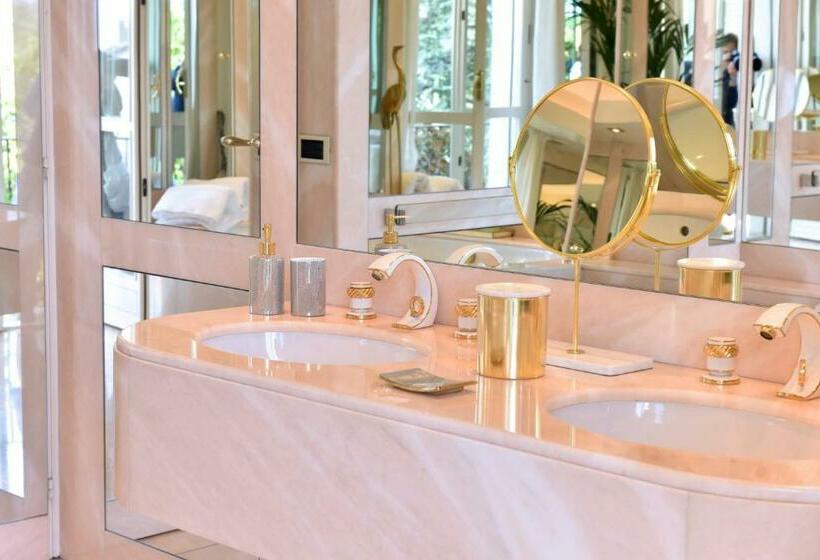 פנסיון La Via Romana Boutique Guest House