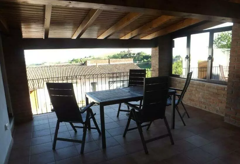 Aamiaismajoitus (B&B) Domus Amica