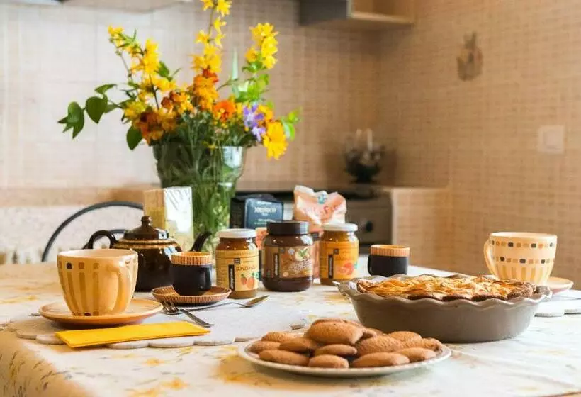 Aamiaismajoitus (B&B) Domus Amica