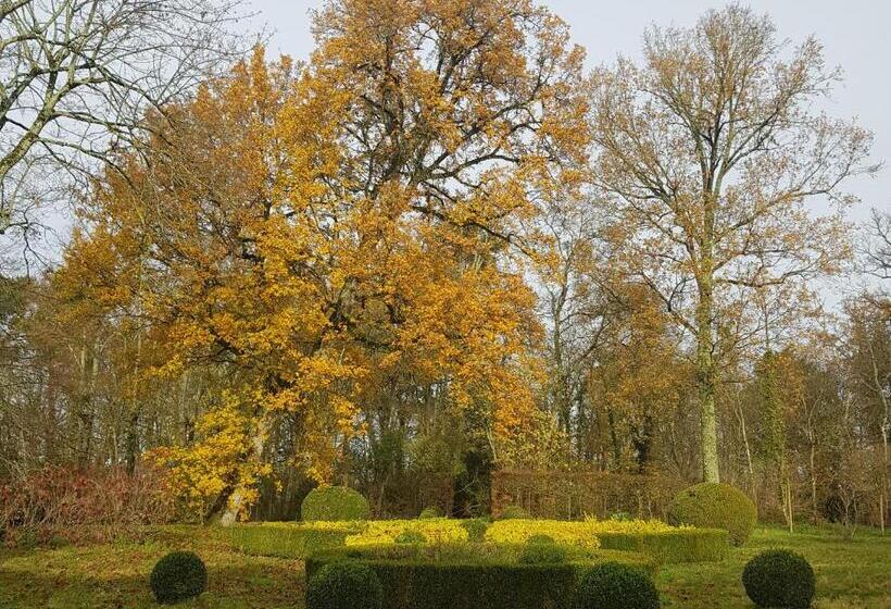 مبيت وإفطار La Taille De Biou