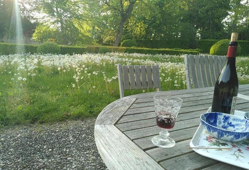 مبيت وإفطار La Taille De Biou