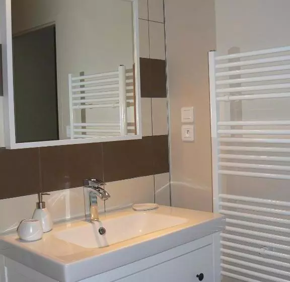 Aamiaismajoitus (B&B) Le Mas De Magnaou