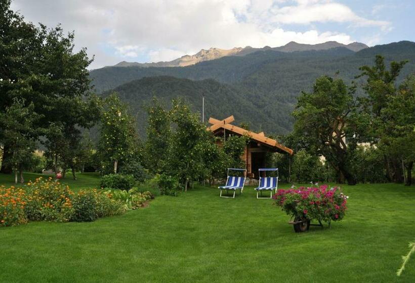 Отель Gasthof Weisses Kreuz