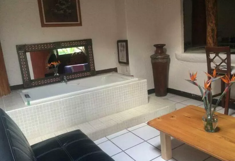 ホテル Rancho Las Joyas Cabañas