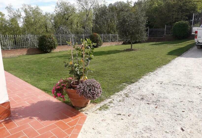 膳宿费 Camere Montalbano