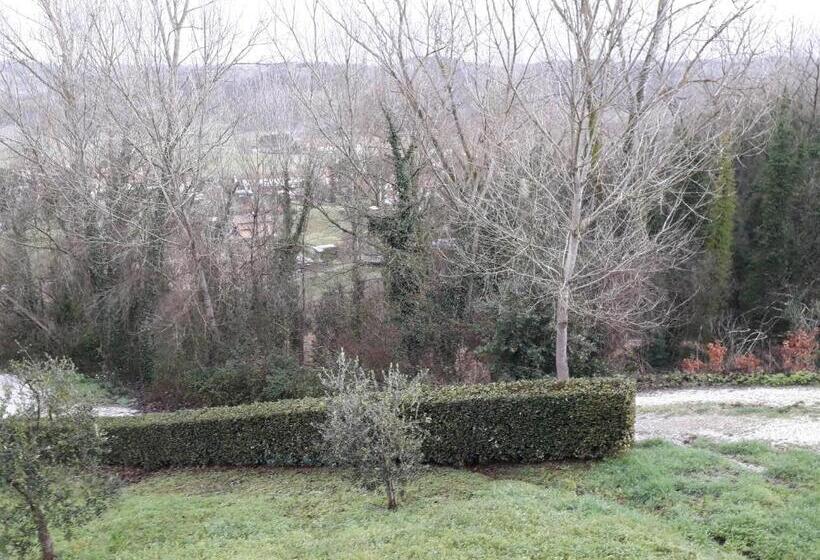 膳宿费 Camere Montalbano