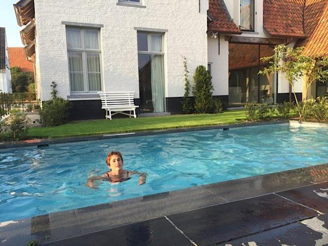 تختخواب و صبحانه De Gasterie