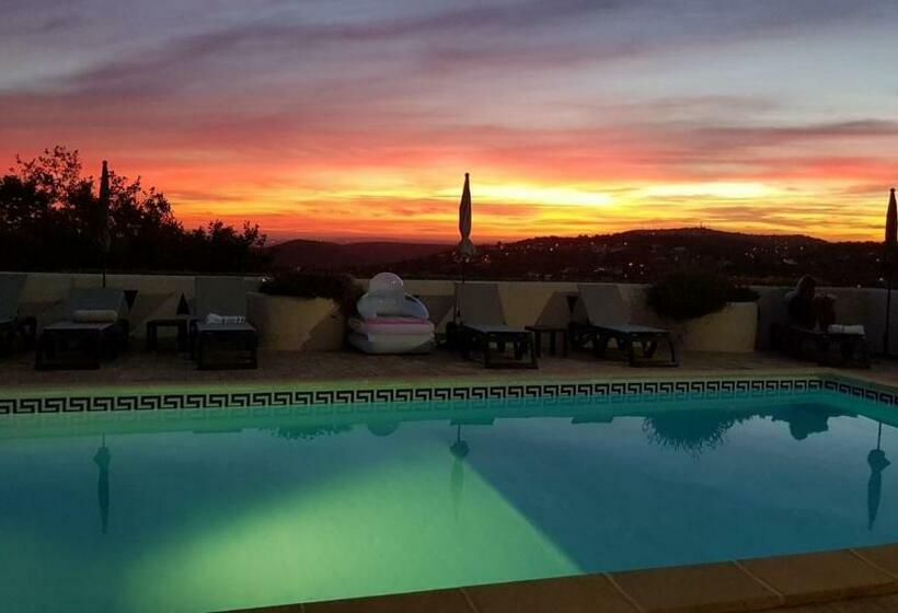 مبيت وإفطار Felicidade