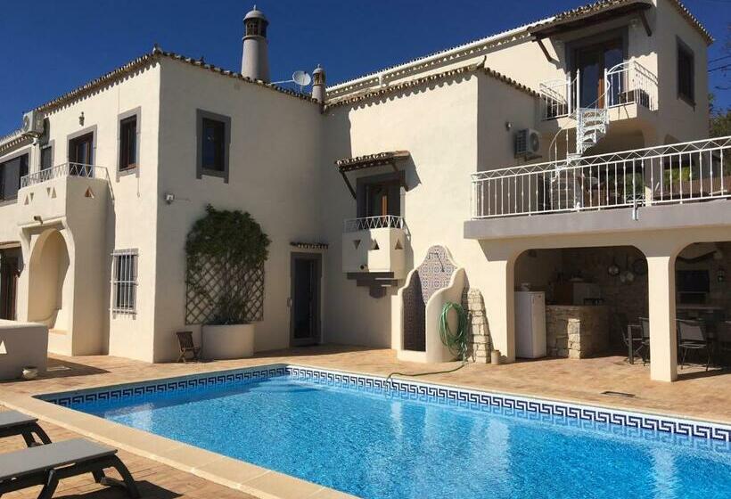 مبيت وإفطار Felicidade