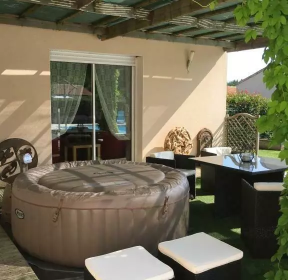 Aamiaismajoitus (B&B) La Chambre Des Amis