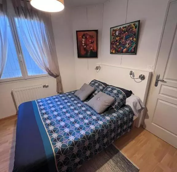 Aamiaismajoitus (B&B) La Chambre Des Amis