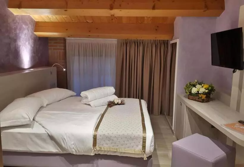 ホテル Agriturismo Cabrele