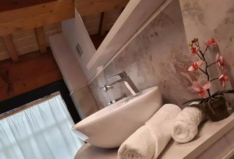 ホテル Agriturismo Cabrele