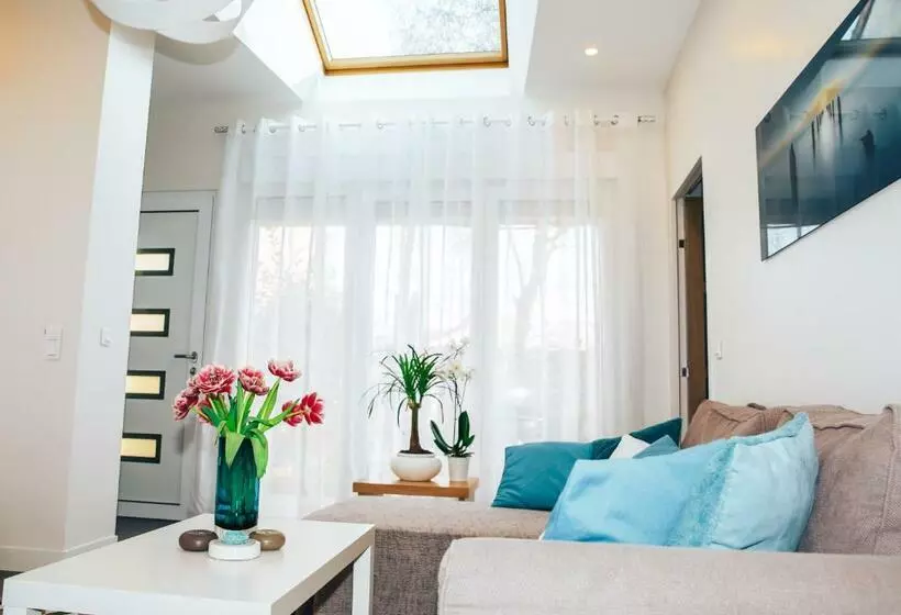 Majatalo 35m2   10 Min De Cdg   30 Min De Paris   10 Du Salon Expo Villepinte