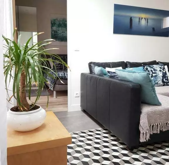 Majatalo 35m2   10 Min De Cdg   30 Min De Paris   10 Du Salon Expo Villepinte