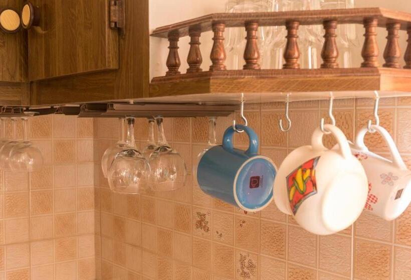 پانسیون Acomodation House Kavarna