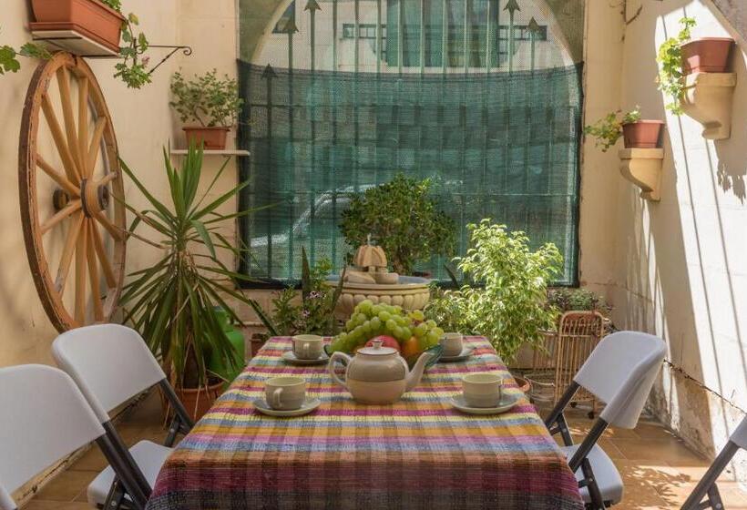 پانسیون Acomodation House Kavarna