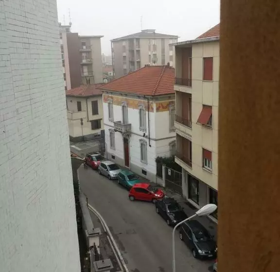 Majatalo La Via Per Milano