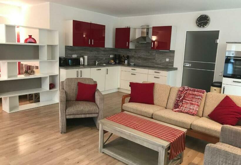 膳宿费 Ruhige Souterrainwohnung