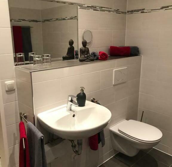 膳宿费 Ruhige Souterrainwohnung