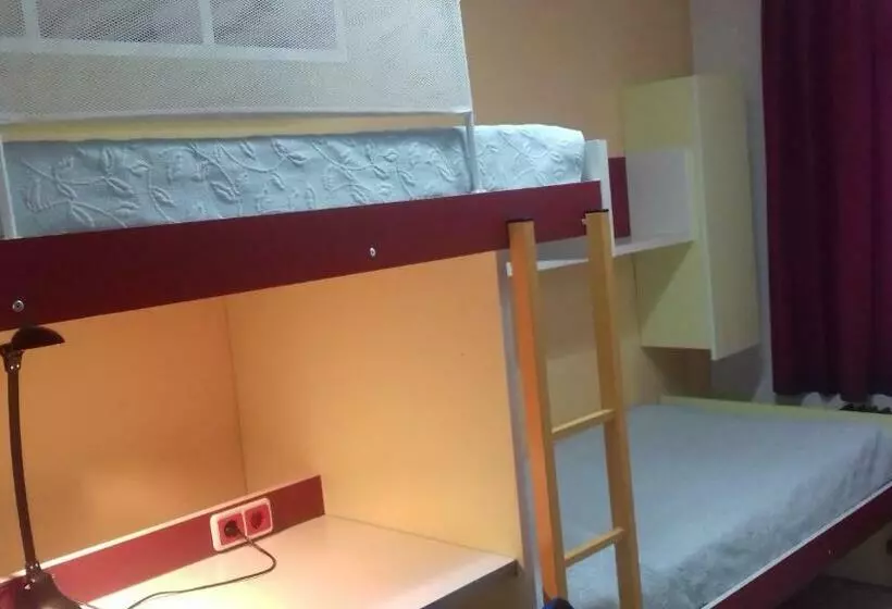 هاستل Residencia Diego Martinez