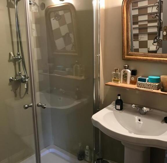 Bed and Breakfast L Aile Du Chateau