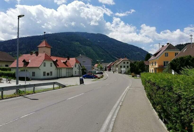 住宿加早餐 Landcafe & Pension Stadl