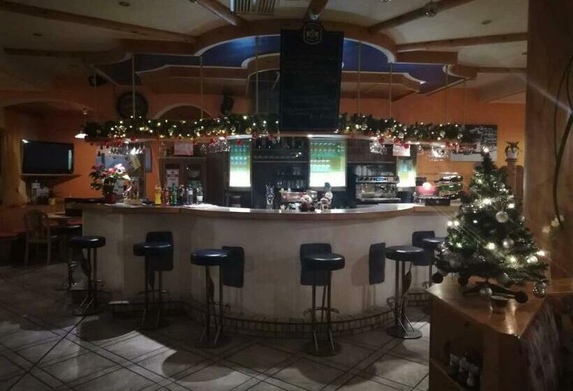 住宿加早餐 Landcafe & Pension Stadl