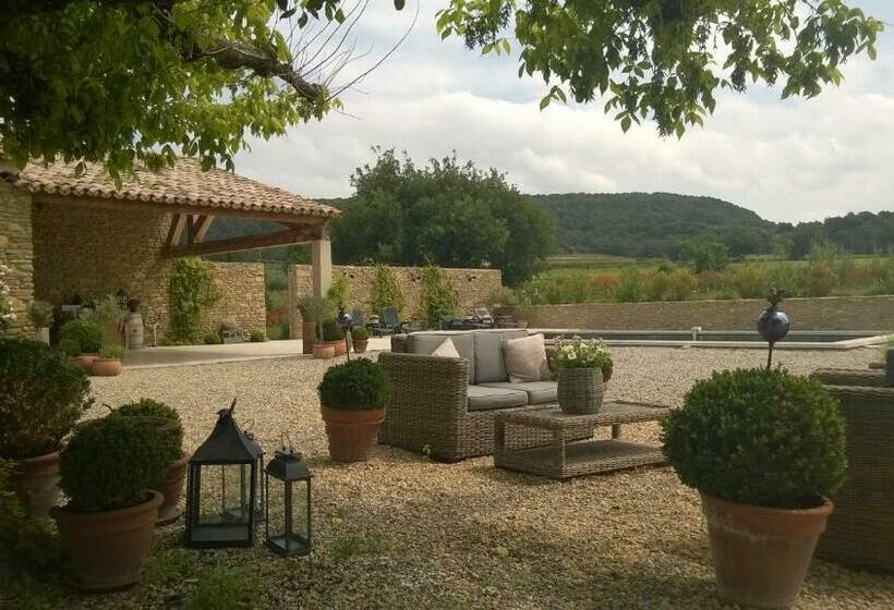 Bed and Breakfast Mas Du Vieux Tilleul