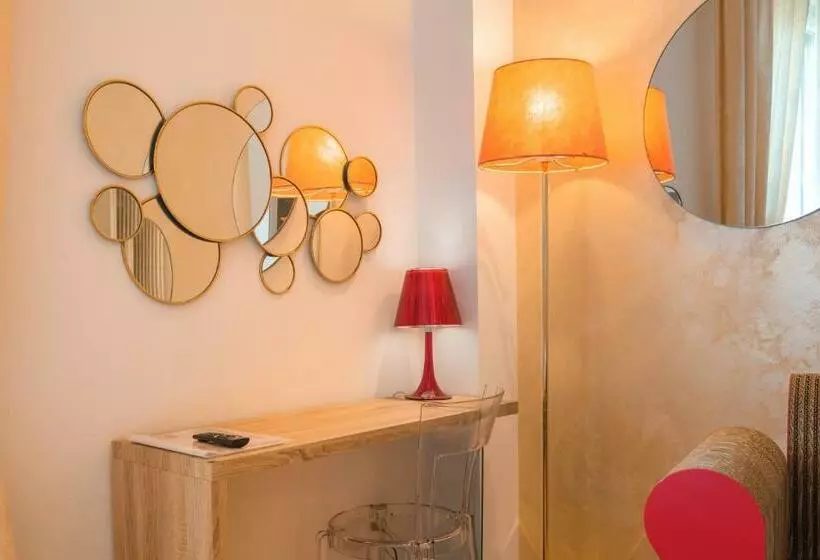 تختخواب و صبحانه Tempobiancosuites