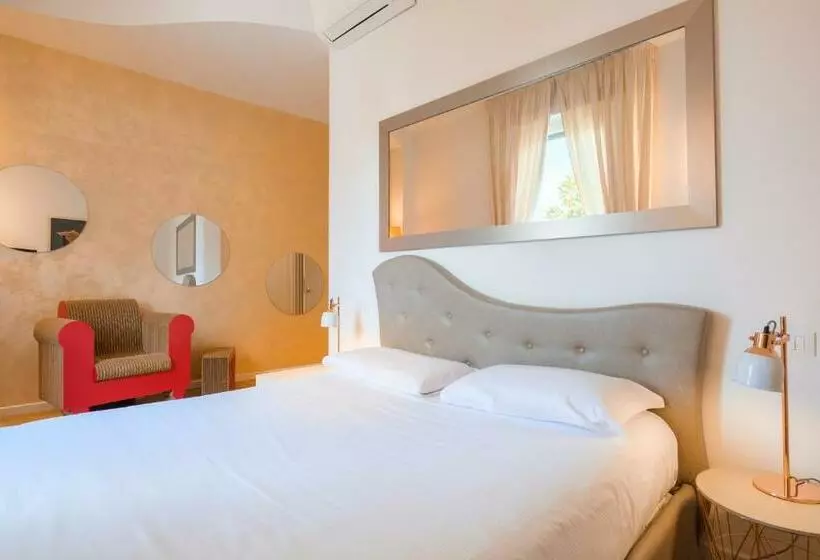 تختخواب و صبحانه Tempobiancosuites