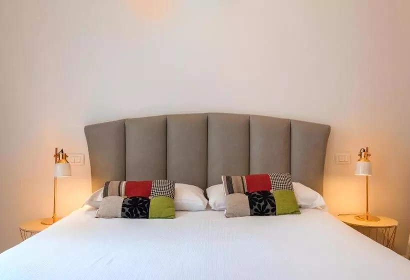 تختخواب و صبحانه Tempobiancosuites