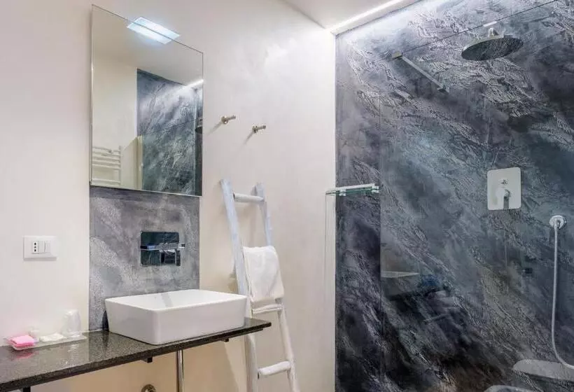 تختخواب و صبحانه Tempobiancosuites