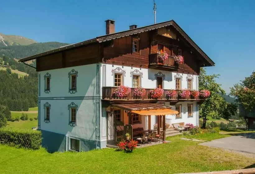 ホテル Bio Bergbauernhof Ederhias