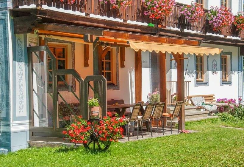 Отель Bio Bergbauernhof Ederhias