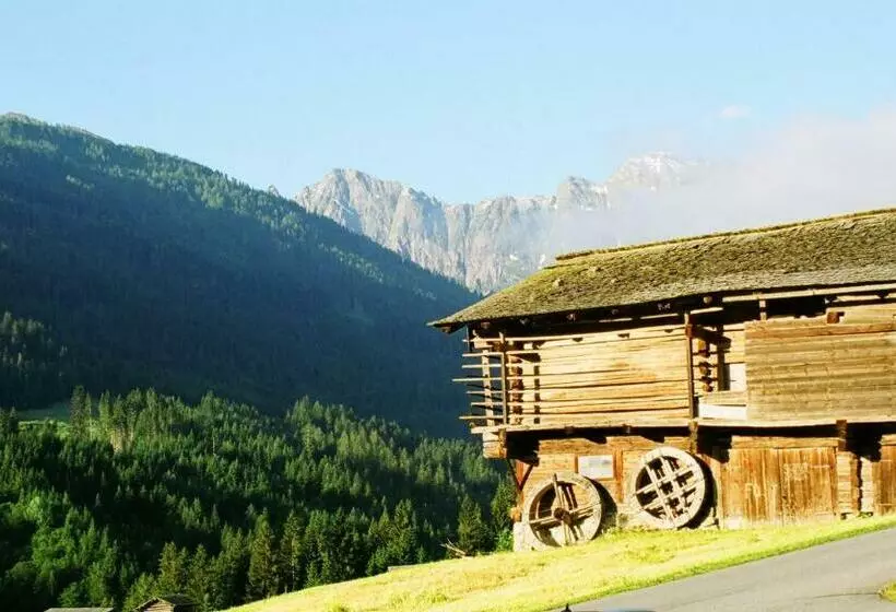 ホテル Bio Bergbauernhof Ederhias