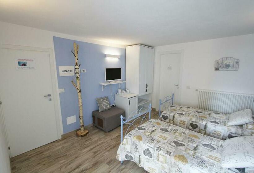 بنسيون Corte Del Lago