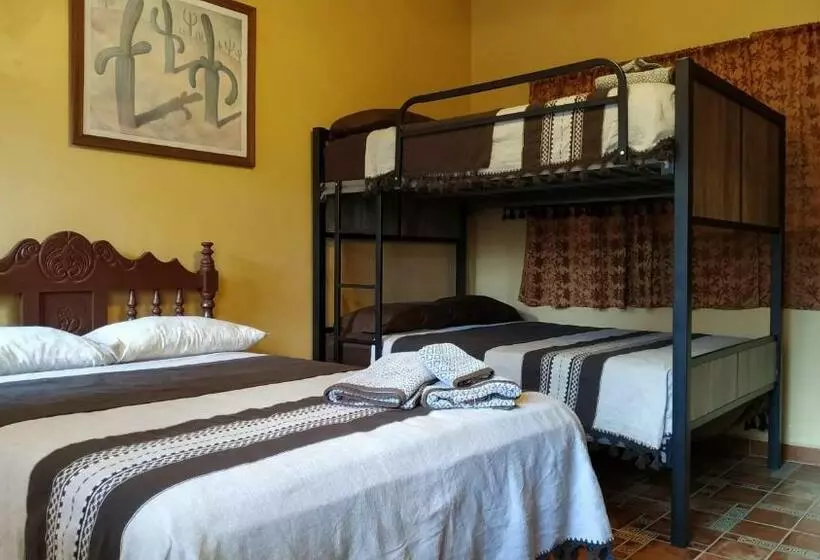 Majatalo Posada Los Chaneques Catemaco