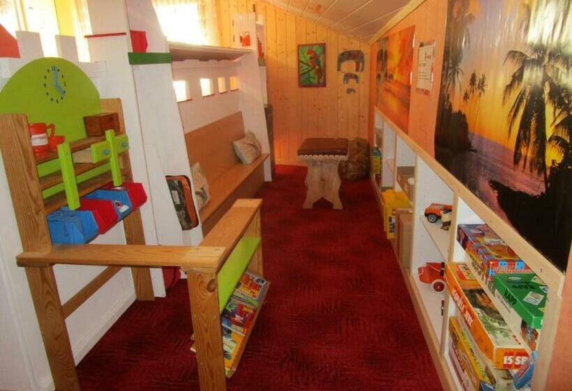 Postman8   Bed And Breakfast