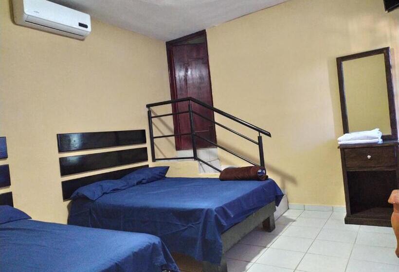 هاستل Rincon El Mirador