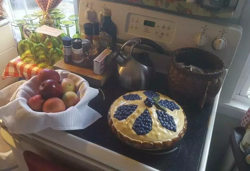 Aamiaismajoitus (B&B) A Meadow House