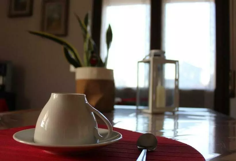 تختخواب و صبحانه B. & B. Nabucco