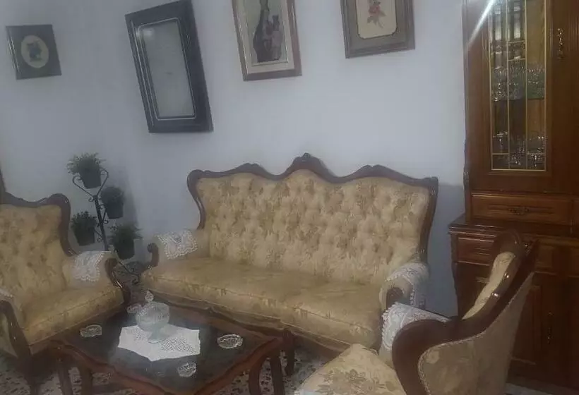 تختخواب و صبحانه El Rengue