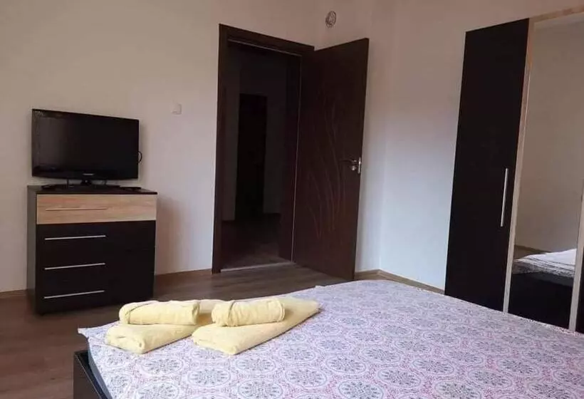 Pension Guest House Ganovi