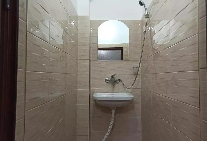 Pension Guest House Ganovi