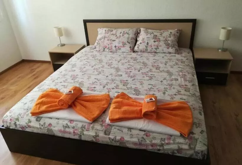 Pension Guest House Ganovi