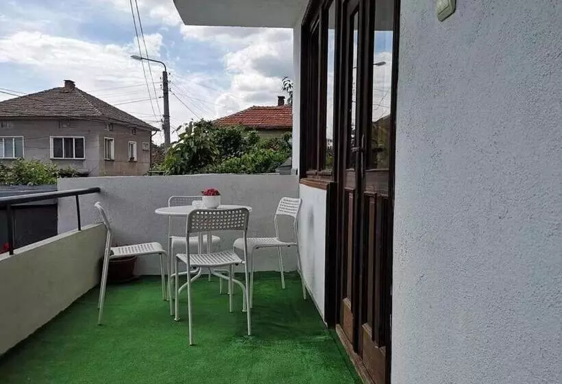 Pension Guest House Ganovi